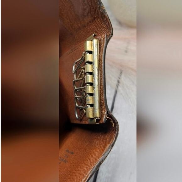 Louis Vuitton brown leather monogram 6 ring case, 2004 vintage - Picture 9 of 14